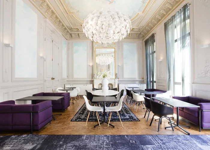 Hôtel avec piscine: Hotel C2